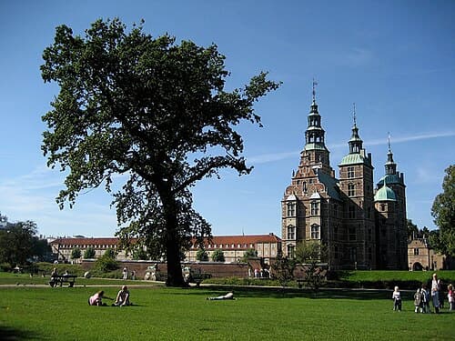 Rosenborg Castle Gardens